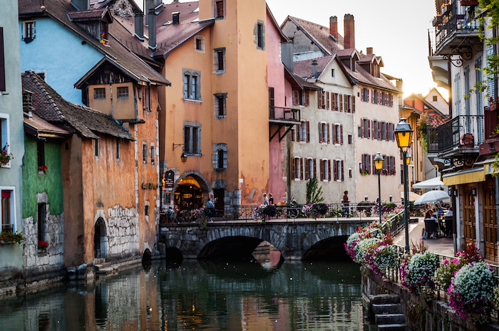 porte perriere annecy